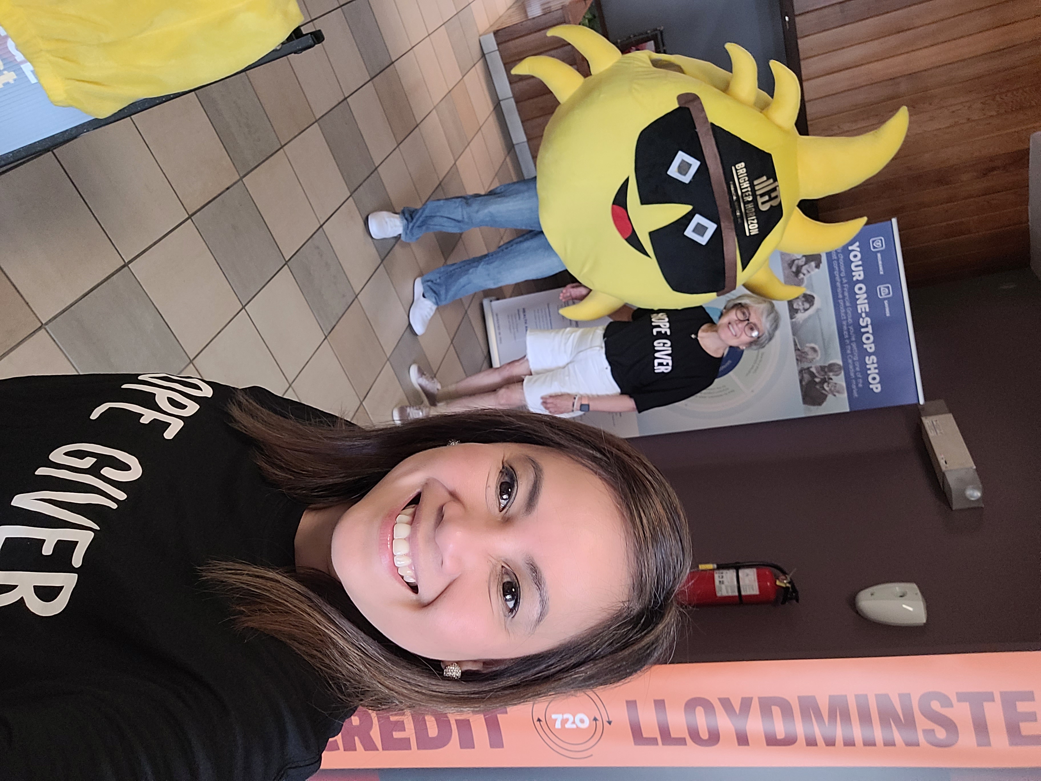 mascot4